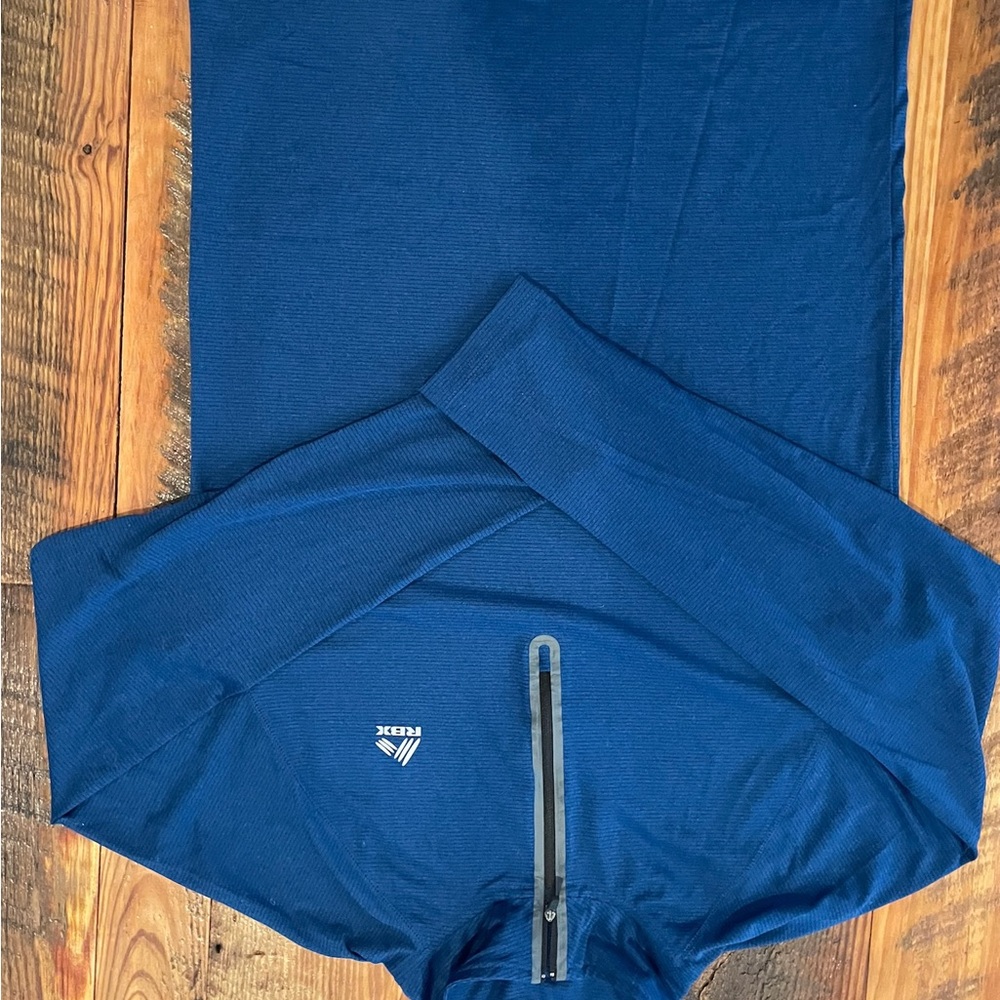 Reebok 3/4 zip Mens small